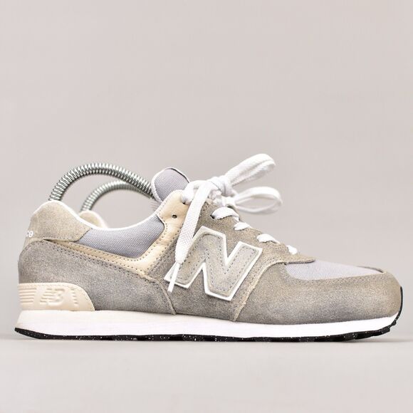 NEW BALANCE 574 CLASSIC UNISEX KIDS SHOES SNEAKERS CORE - GREY/WHITE KIDS SIZE 6 - Picture 2 of 9